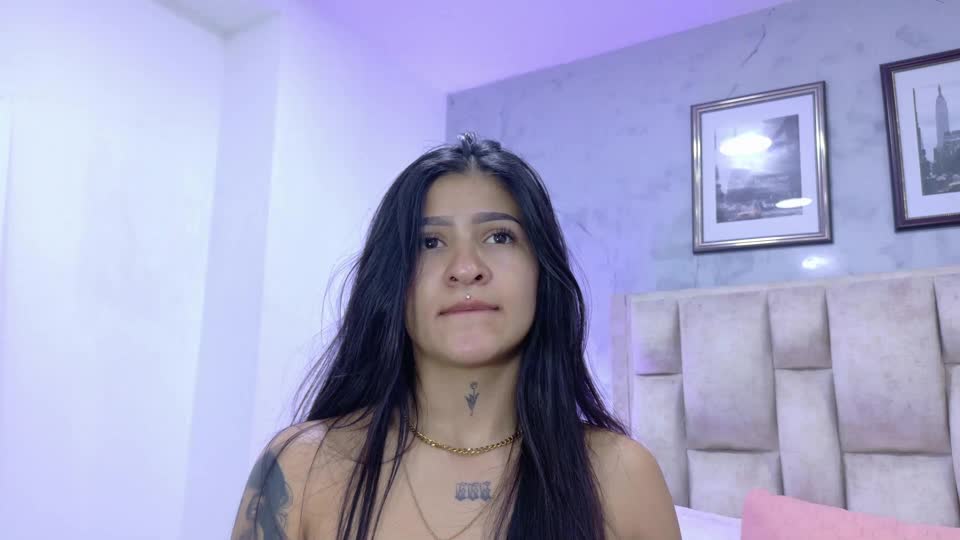 luciadelavega, model webcam pe XloveCam: poze