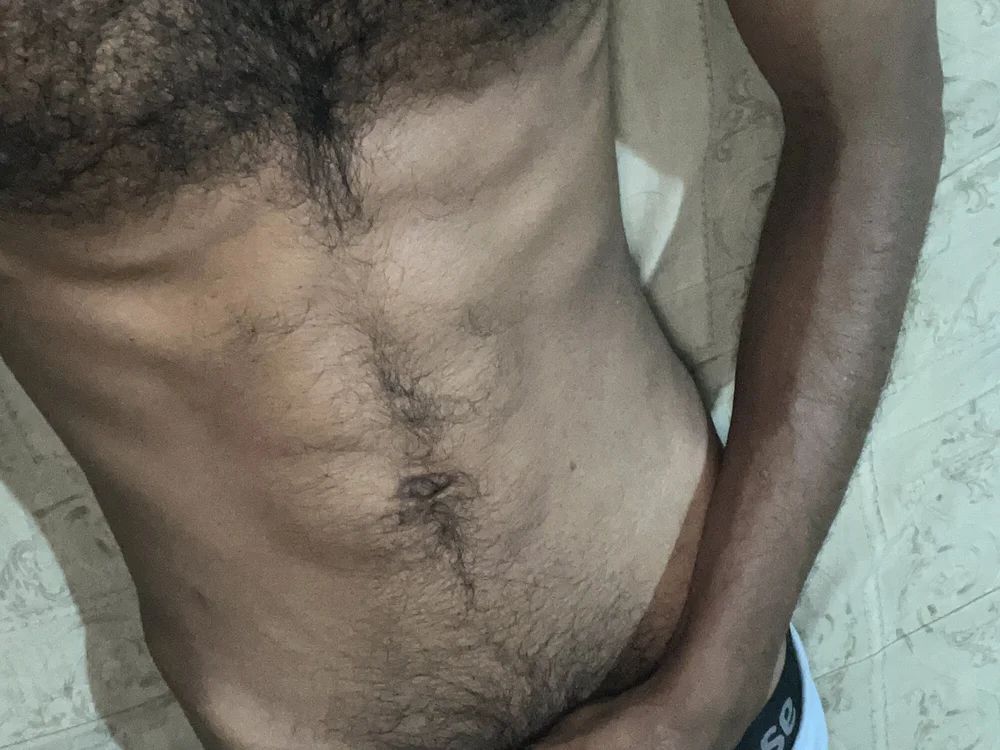 sandaru_89, modelo webcam de Stripchat: fotos