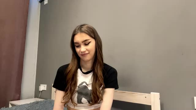 lauresroczynski na Chaturbate: fotky a profil