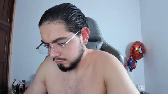 luigi-white: عارضة كاميرا ويب على Flirt4Free