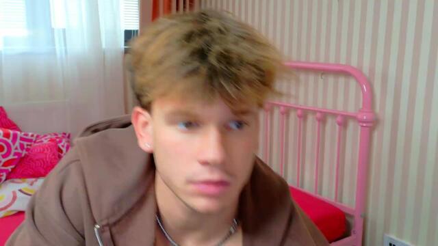 knox-savage, modèle webcam Flirt4Free : photos