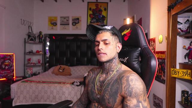 logan-hugh na Flirt4Free: zdjęcia i profil