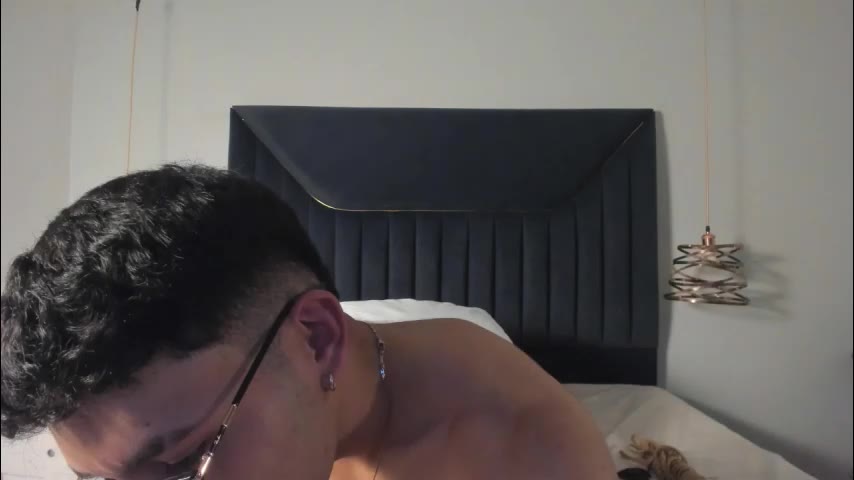 Preview photo of webcam model jaxoncarter on LiveJasmin