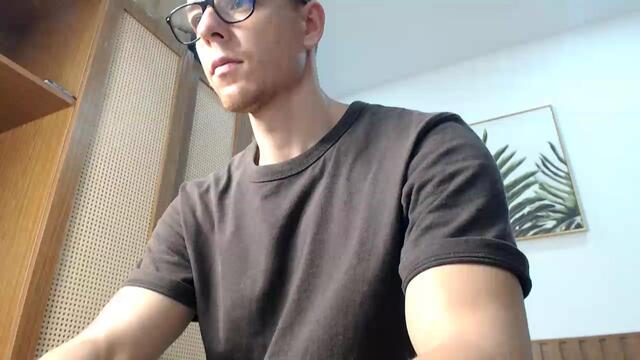 faben, modèle webcam Flirt4Free : photos