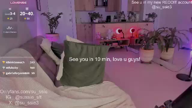 Preview photo of webcam model su_ssie on Chaturbate