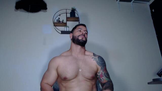 daniel-campbell — Flirt4Free ওয়েবক্যাম মডেল: ছবি