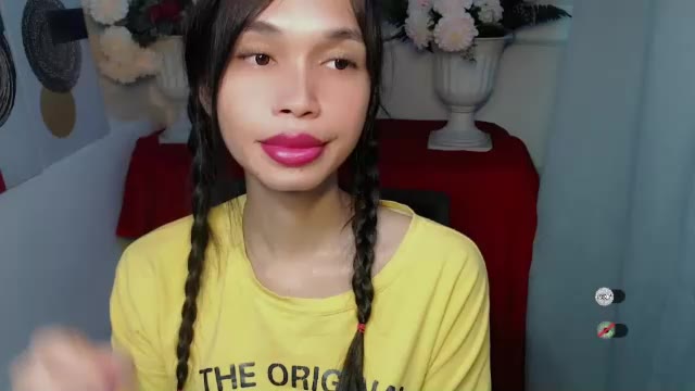 naughtysunshinepinay на Chaturbate: слики и профил
