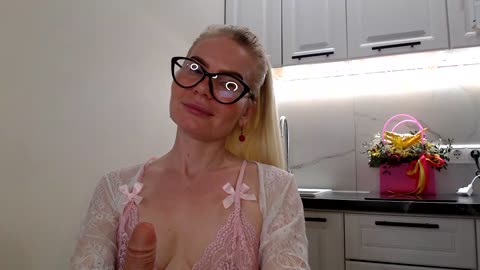 miss-1m, modèle webcam BongaCams : photos