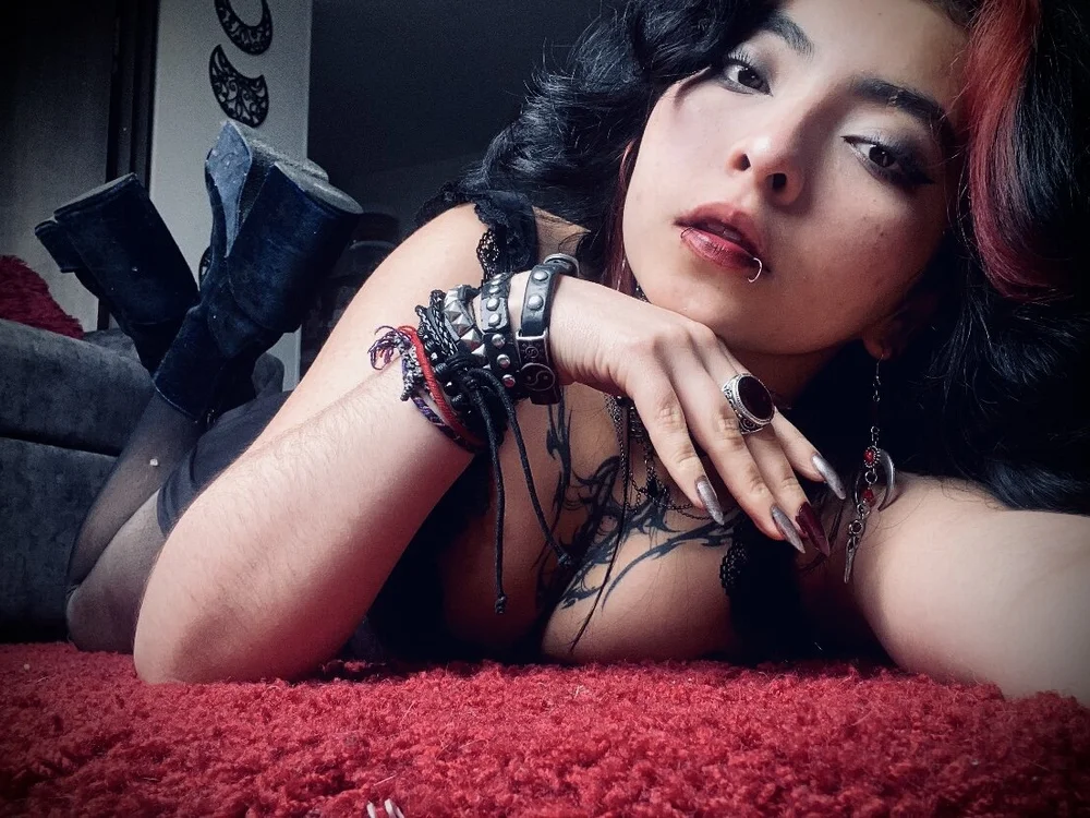 _g0thiccwitch_, model webcam de Stripchat: fotos