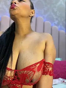 sofia_xxx02 (Stripchat): fotod ja profiil
