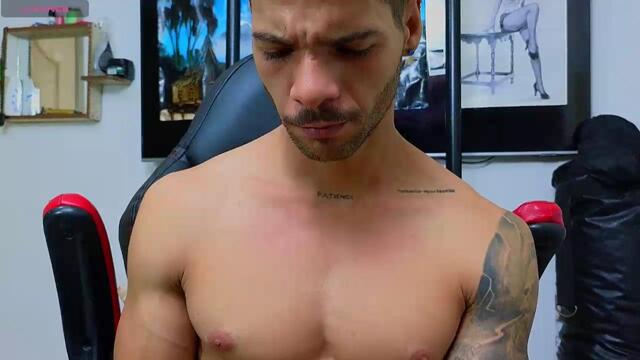 Фото вебкам-модели ethan-g на Flirt4Free