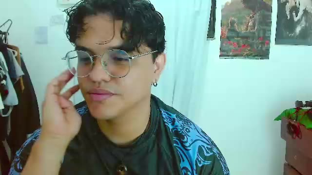 dan_blous, cam model su Chaturbate: foto