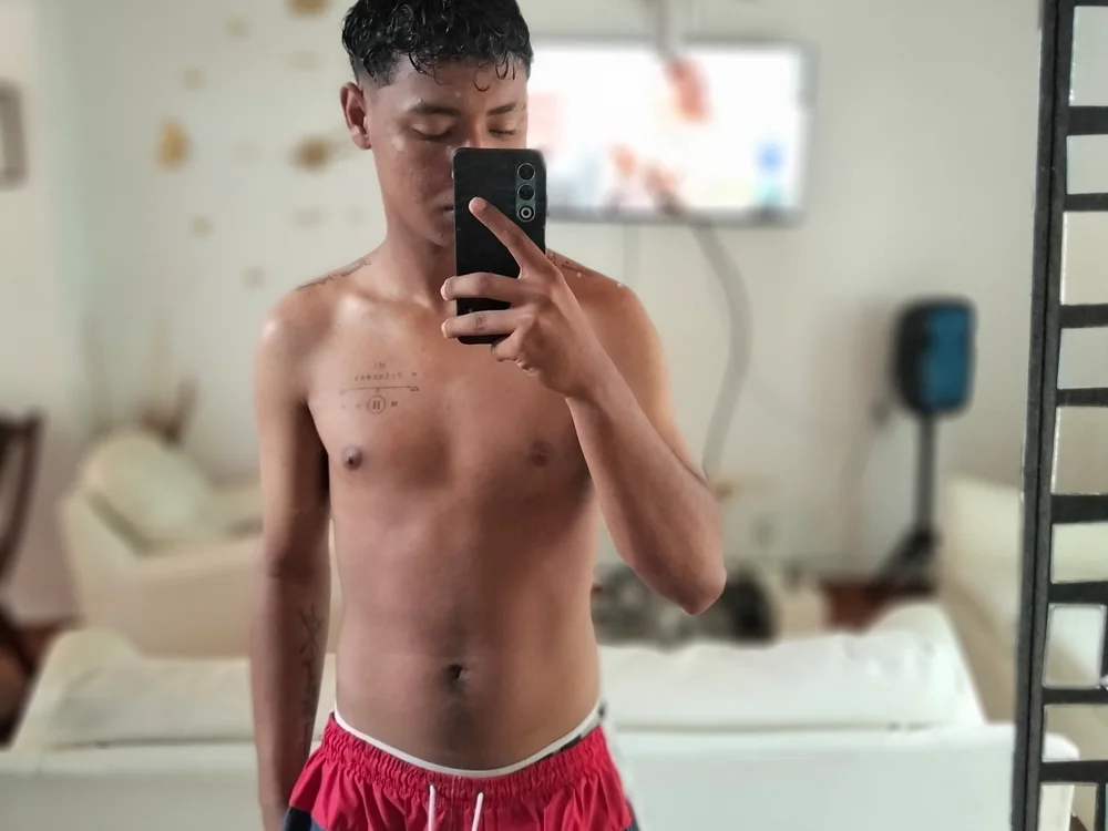 joakin20 – Stripchat modeli, fotoğraflar
