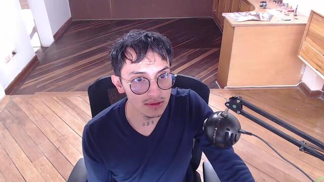 teo-fania, webcammodel på Flirt4Free: fotos
