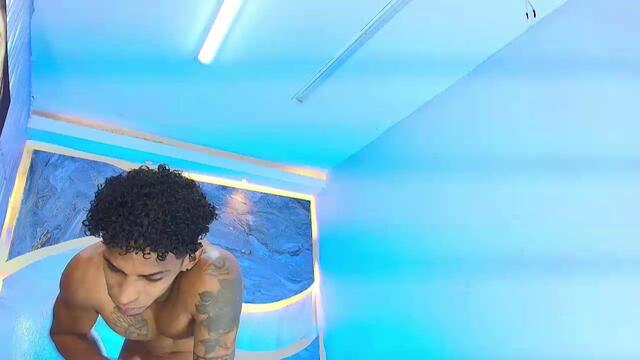odell-bulmerr, modelo webcam de Flirt4Free: fotos