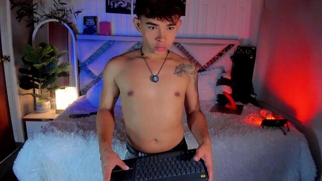 austin-connor, webcam model na Flirt4Free: slike