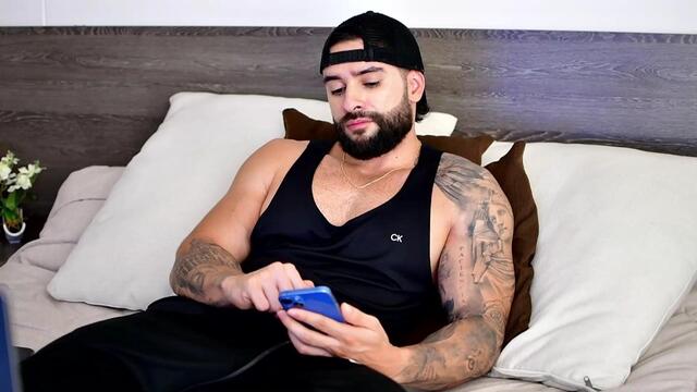 lukhas (Flirt4Free): fotod ja profiil