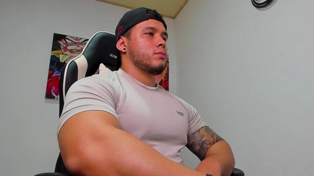 marco-baptista: عارضة كاميرا ويب على Flirt4Free