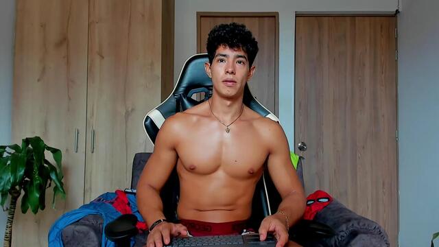 alan-moan, webcammodel på Flirt4Free: fotos