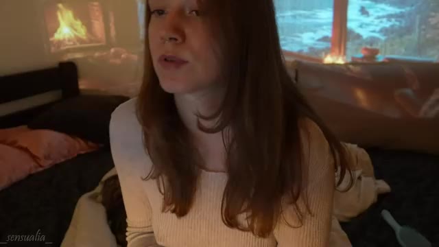 _sensualia_, webcammodell på Chaturbate: bilder
