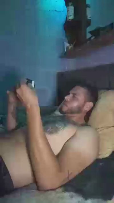 destrollermx, model webcam de Cam4: fotos