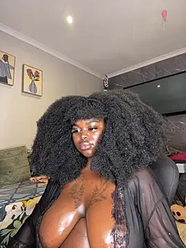 Honeycoco0211 – уебкам модел в Stripchat: снимки