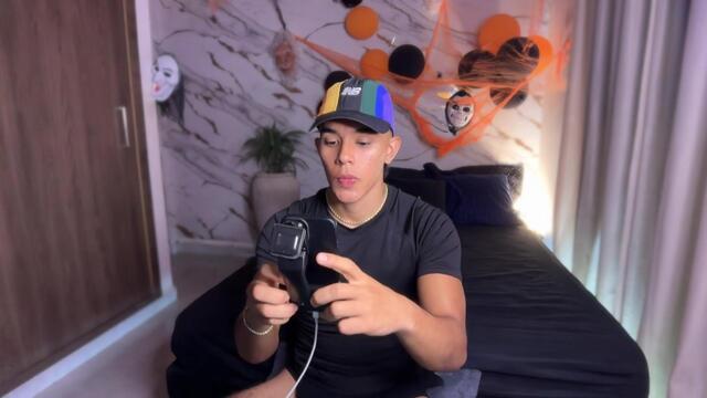 ikki-pororoca (Flirt4Free): nuotraukos, profilis