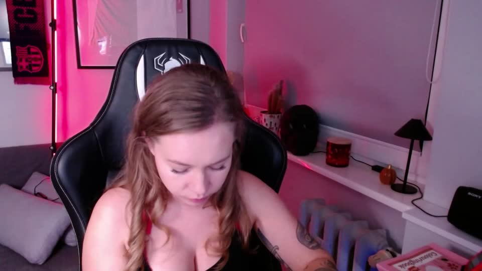 hollycandyx บน XloveCam: รูปภาพและโปรไฟล์