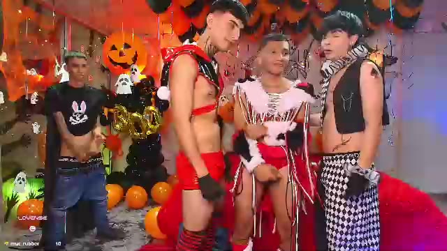 playhardsex บน Chaturbate: รูปภาพและโปรไฟล์