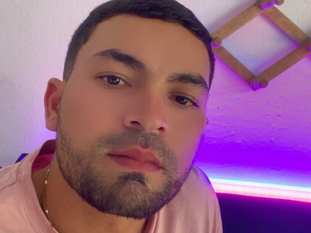 SantiGxxx33 – Stripchat modeli, fotoğraflar