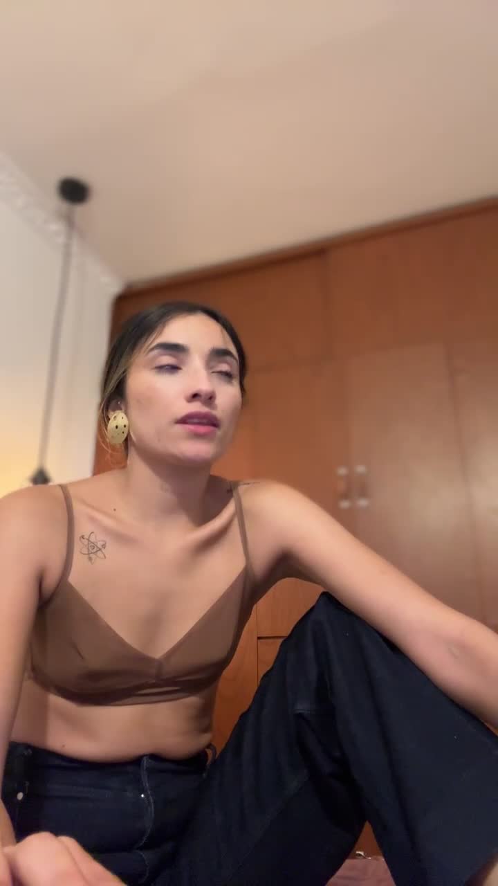 adharacooperr, model webcam pe XloveCam: poze