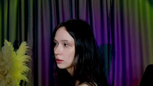 ivy_west_1 (Chaturbate): fotod ja profiil