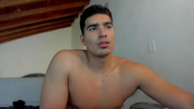 james-gray: عارضة كاميرا ويب على Flirt4Free