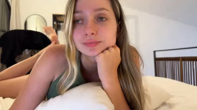 pileacadieri__ di Chaturbate: foto model webcam