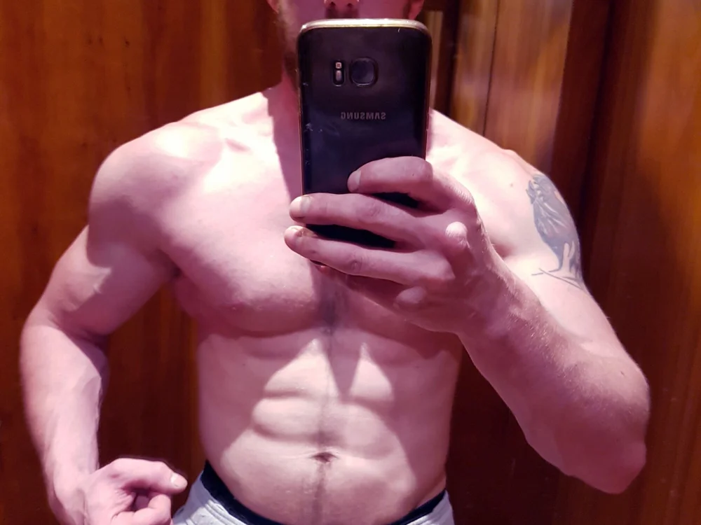 yorkshire86 (Stripchat): ảnh người mẫu webcam
