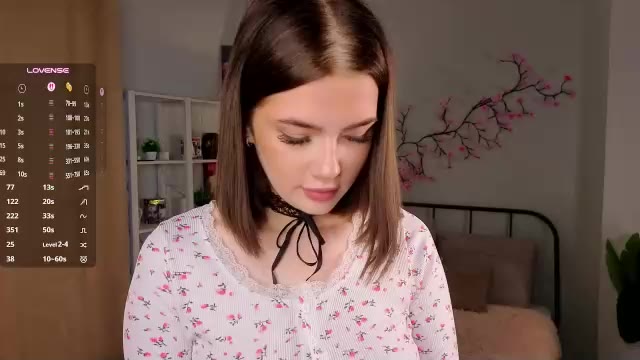 cloverfarewell ב-Chaturbate: תמונות ופרופיל