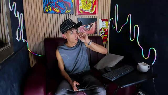 stebaslo – Webcam-Modell auf Flirt4Free