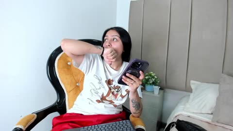 samantha-clea (BongaCams): foto un profils