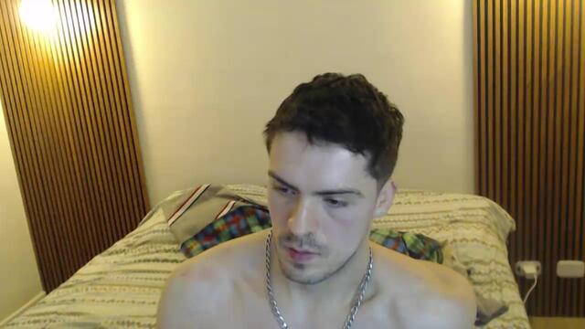 will-grey: عارضة كاميرا ويب على Flirt4Free