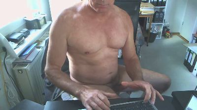 Preview photo of webcam model stuggi4 on Cam4