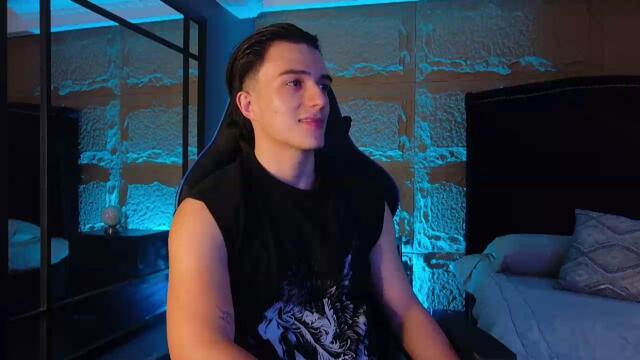 aslan-fox, webcammodell på Flirt4Free: bilder
