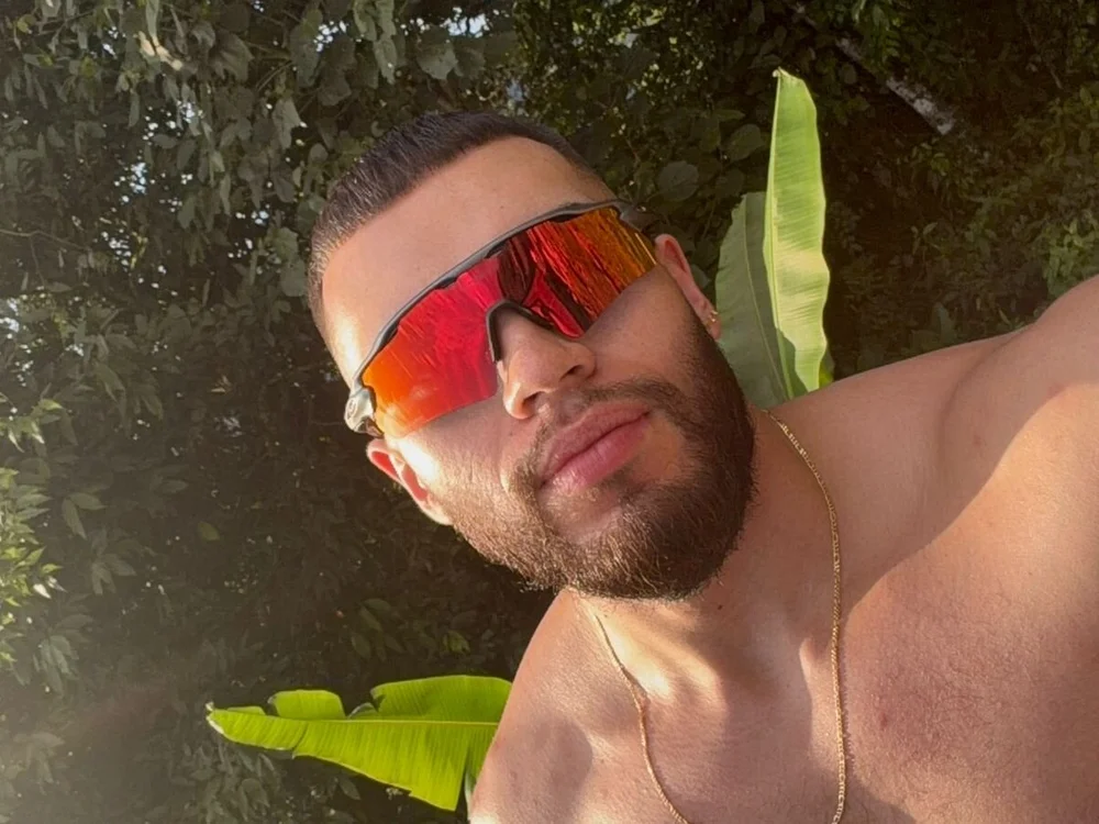 ThiagoHunk na Stripchat: zdjęcia i profil