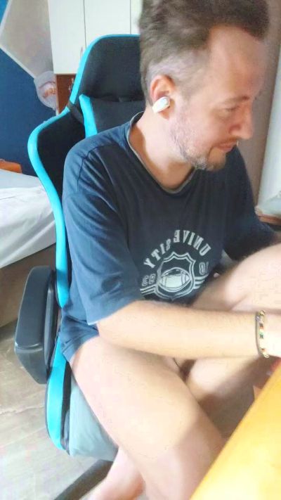 durello8xxx na Cam4: slike in profil