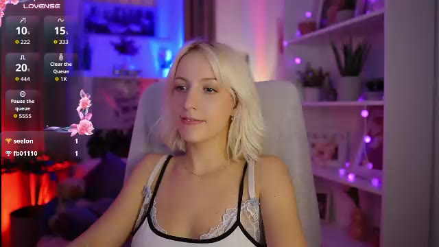 lucy_cutie_ – Chaturbate modeli, fotoğraflar