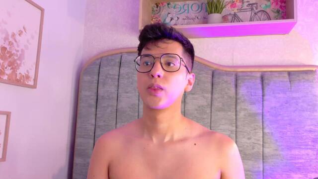 crhis-evans — Flirt4Free: ფოტოები და პროფილი