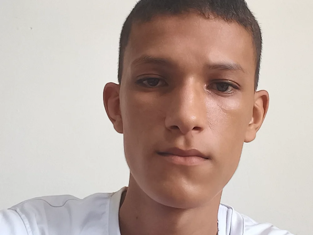Wettojv, model webcam pe Stripchat: poze