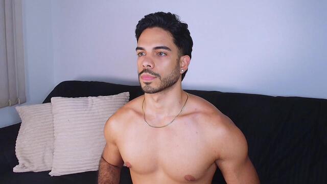 thomas-spellman — Flirt4Free ওয়েবক্যাম মডেল: ছবি