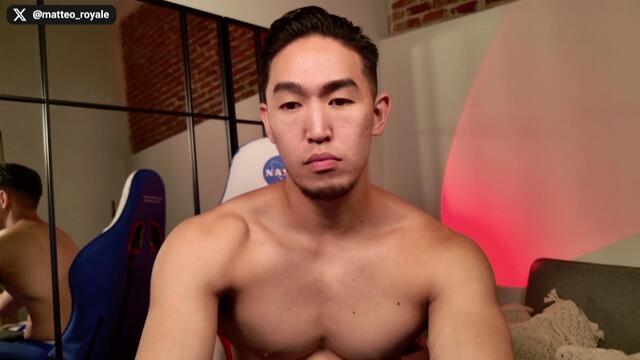 matteo-royale – Flirt4Free webkamerás modell