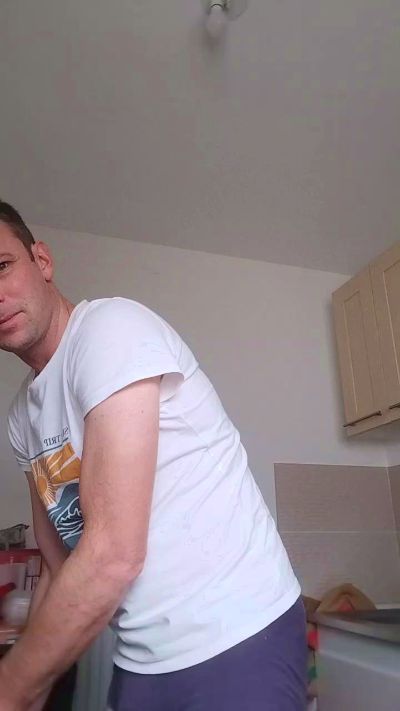 ben2415 – Webcam-Modell auf Cam4