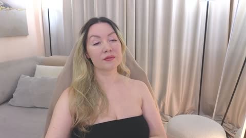 amieherry, cam model su BongaCams: foto